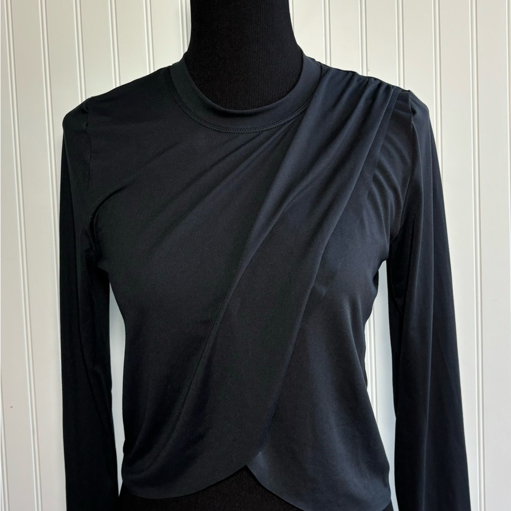 Wilo The Label Black Movement Twist Layer Top Round Neck Pullover Size Medium - Picture 3 of 16